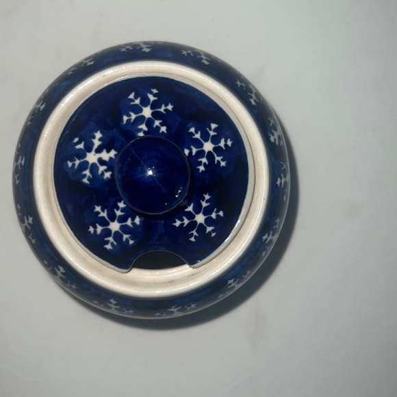 Boleslawiec Sugar Bowl with Snowflake Pattern - Picture 5 of 8